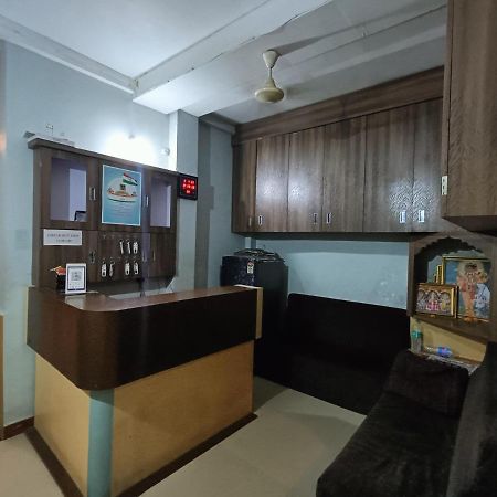 Hotel Chaitanya Maheshwar Exterior foto